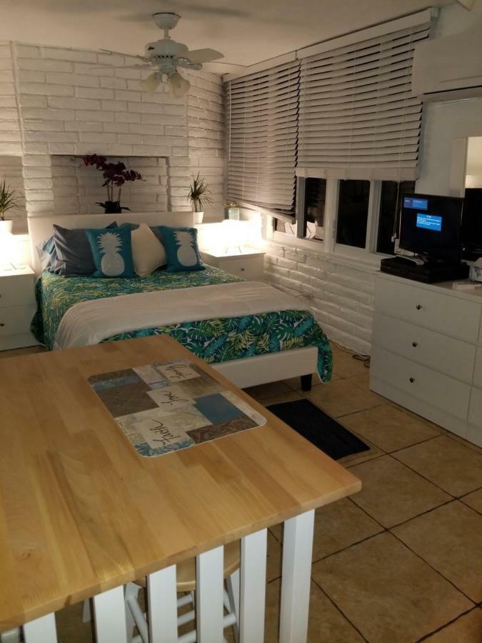 Beachbound Apartment Маями Екстериор снимка
